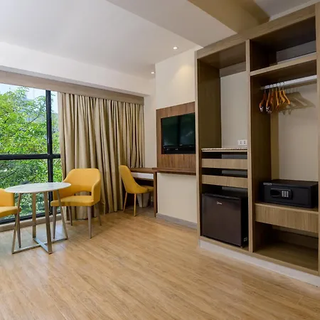Surestay Plus By Best Western Cebu City