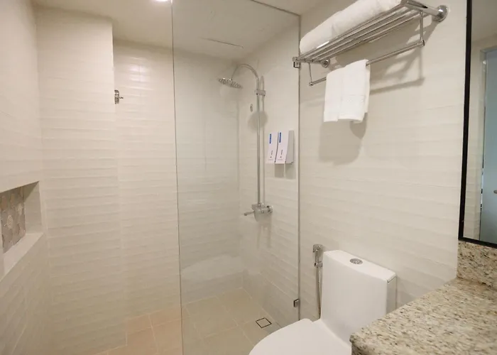 Surestay By Western Hotel Cebu