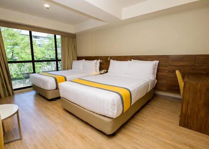 Surestay By Western Hotel 3*