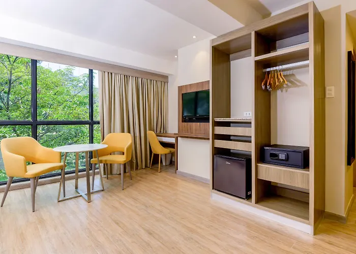 Surestay By Western