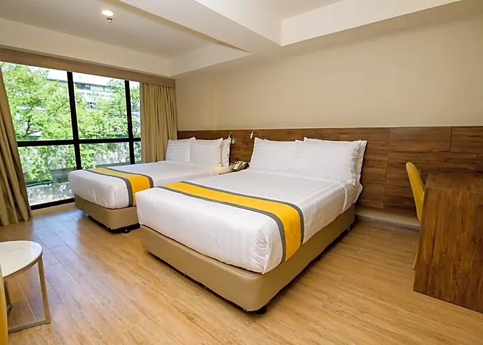 Surestay By Western Hotel 3*